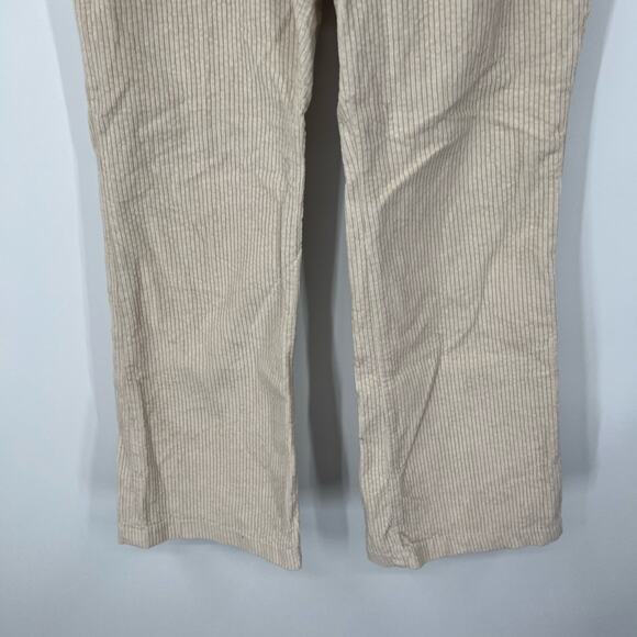 Levi’s Math Club Flare Corduroy Pants High Rise - Picture 4 of 7